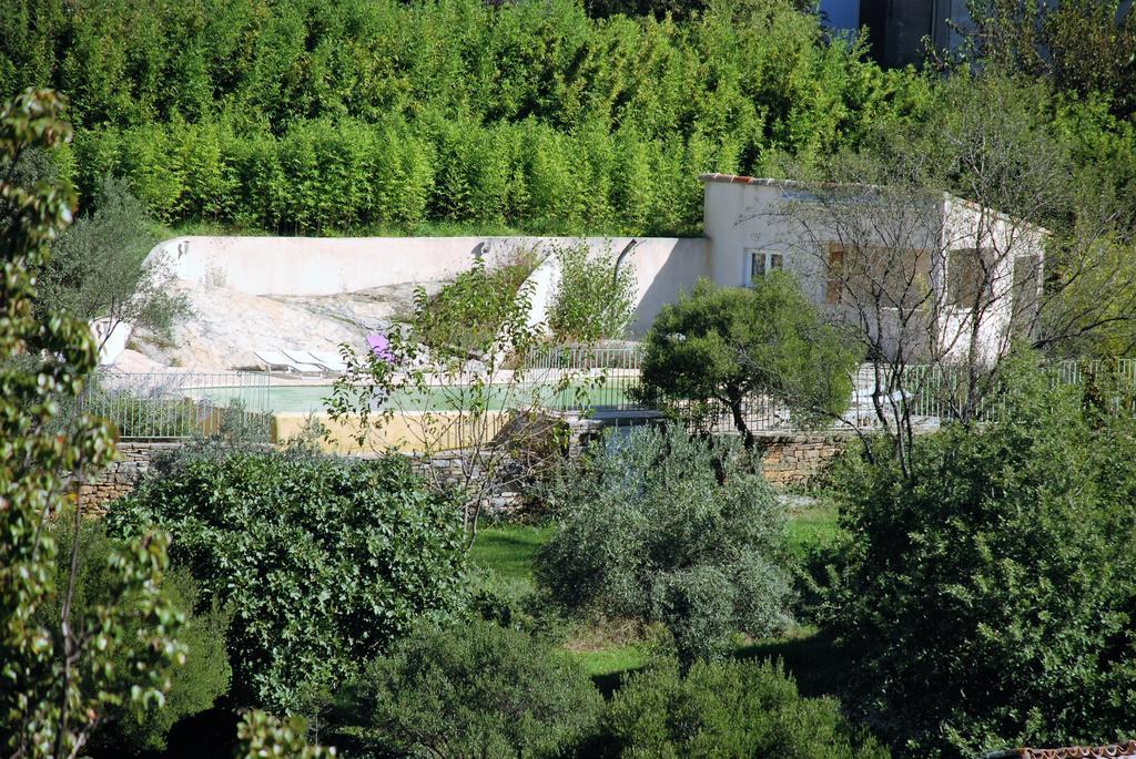 Les Jardins Du Mas Evesque Bed and Breakfast Rousson  Εξωτερικό φωτογραφία