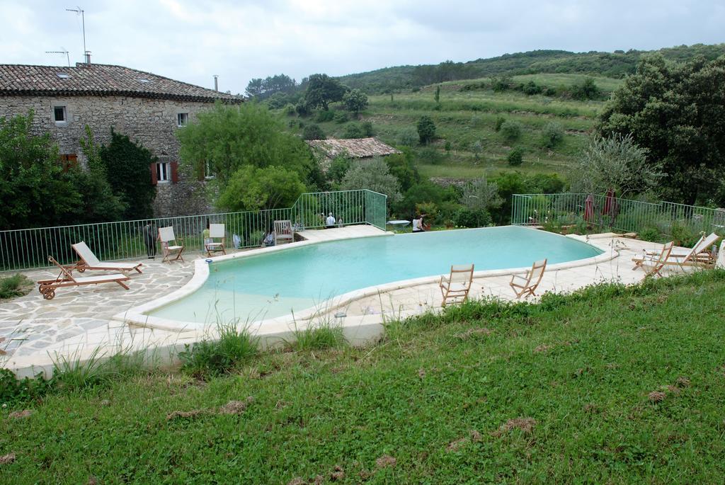 Les Jardins Du Mas Evesque Bed and Breakfast Rousson  Εξωτερικό φωτογραφία
