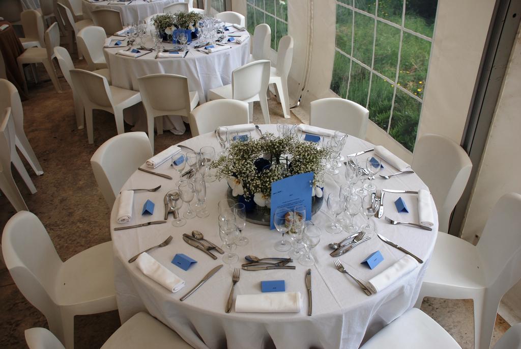 Les Jardins Du Mas Evesque Bed and Breakfast Rousson  Εξωτερικό φωτογραφία