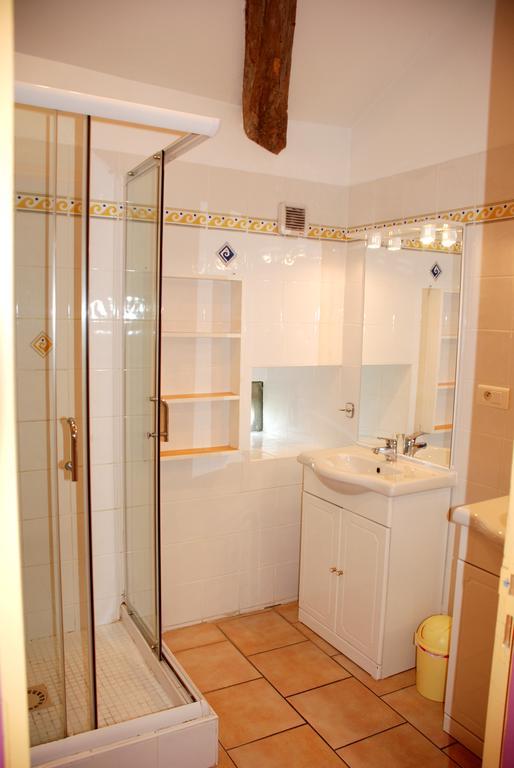 Les Jardins Du Mas Evesque Bed and Breakfast Rousson  Δωμάτιο φωτογραφία