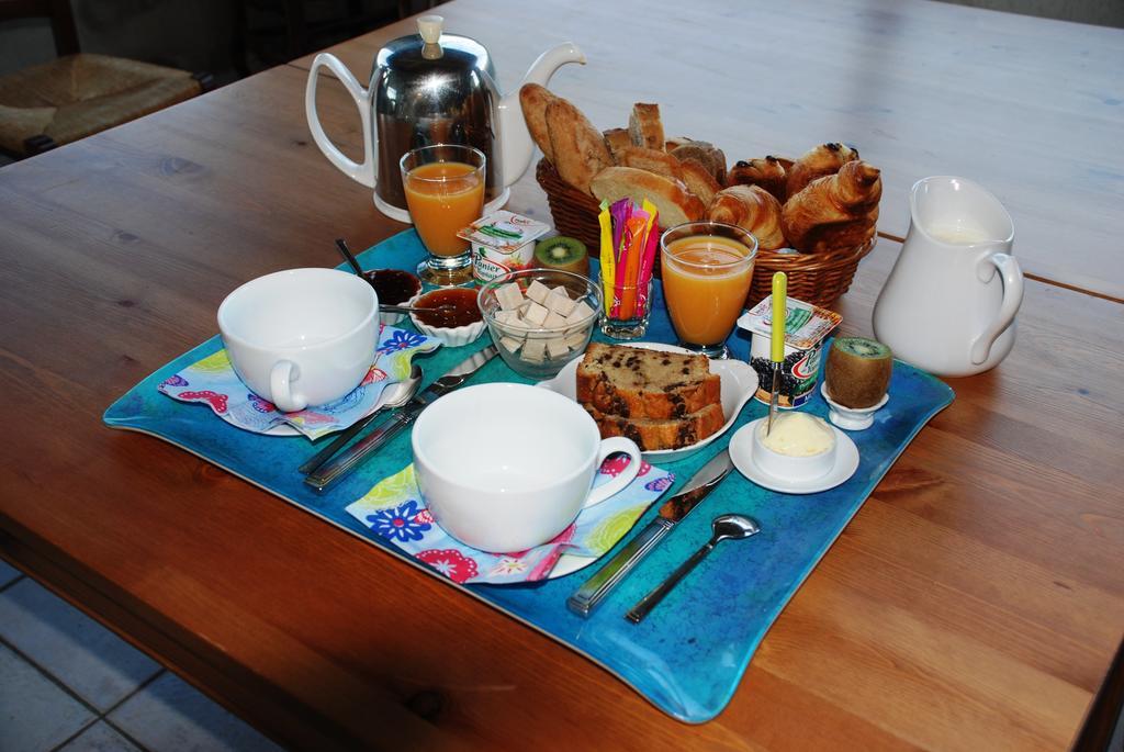 Les Jardins Du Mas Evesque Bed and Breakfast Rousson  Δωμάτιο φωτογραφία