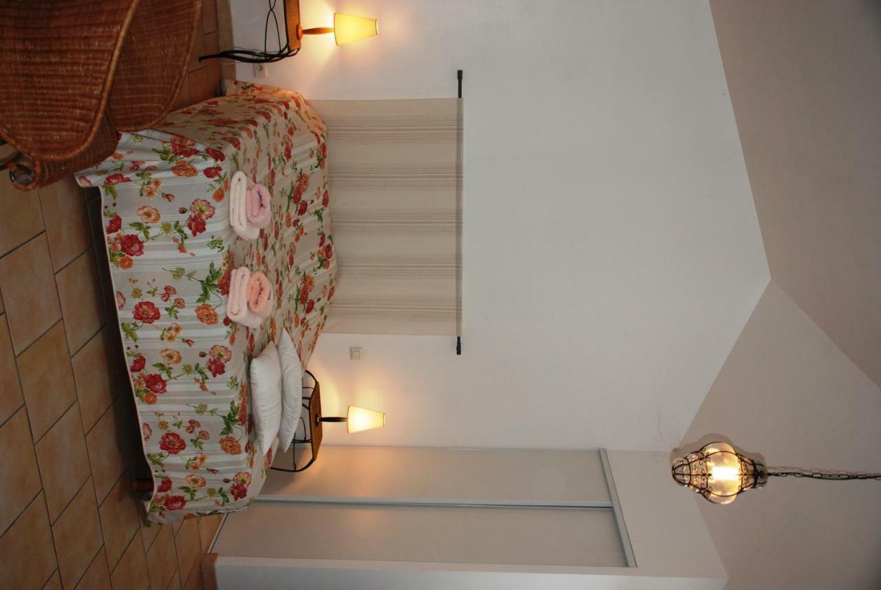 Les Jardins Du Mas Evesque Bed and Breakfast Rousson  Εξωτερικό φωτογραφία