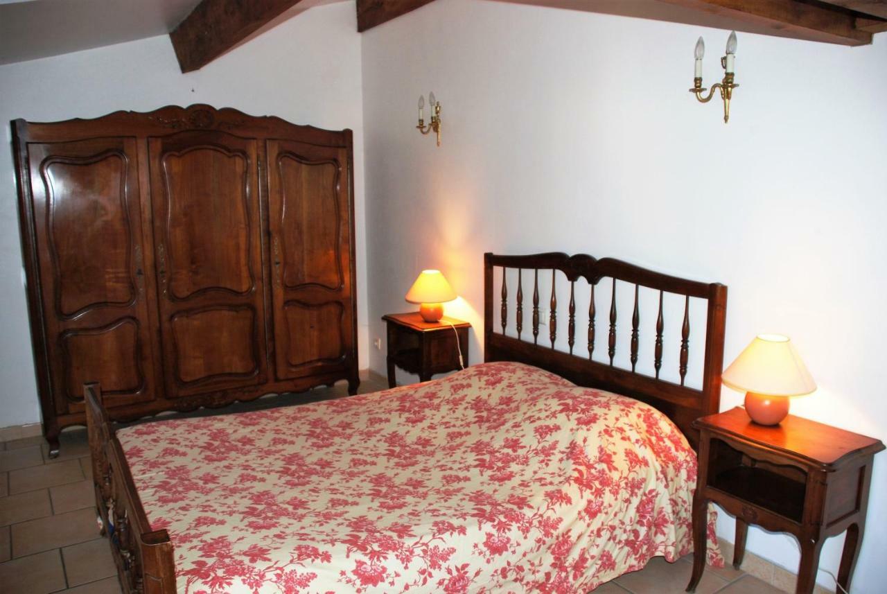 Les Jardins Du Mas Evesque Bed and Breakfast Rousson  Εξωτερικό φωτογραφία